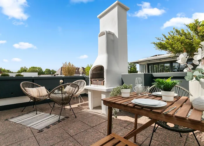 Flatista Homes - Penthouse With Rooftop Gym