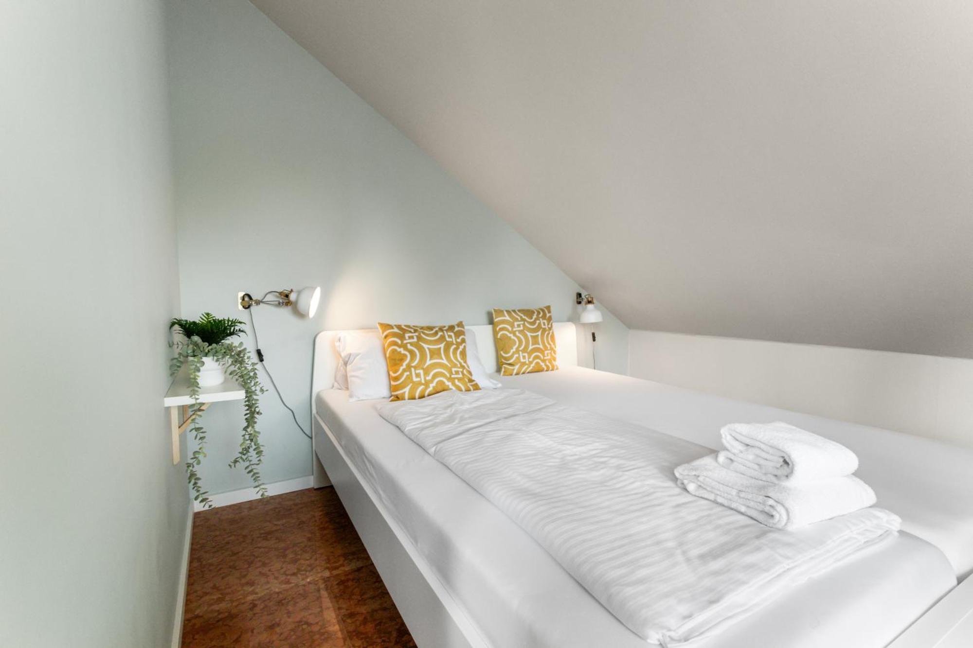 Flatista Homes - Penthouse With Rooftop Gym *